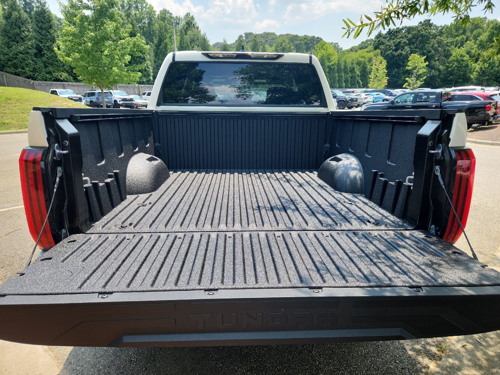 2026 Toyota Tundra 4WD 4WD CREW SR5 5.5'