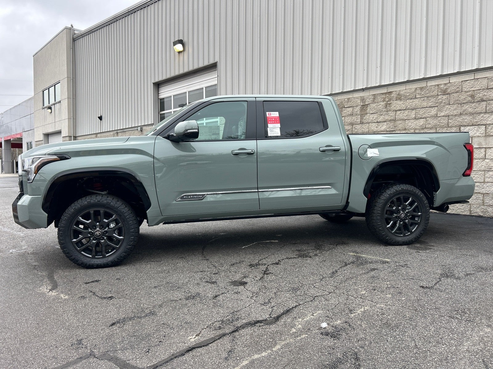 2025 Toyota Tundra Platinum