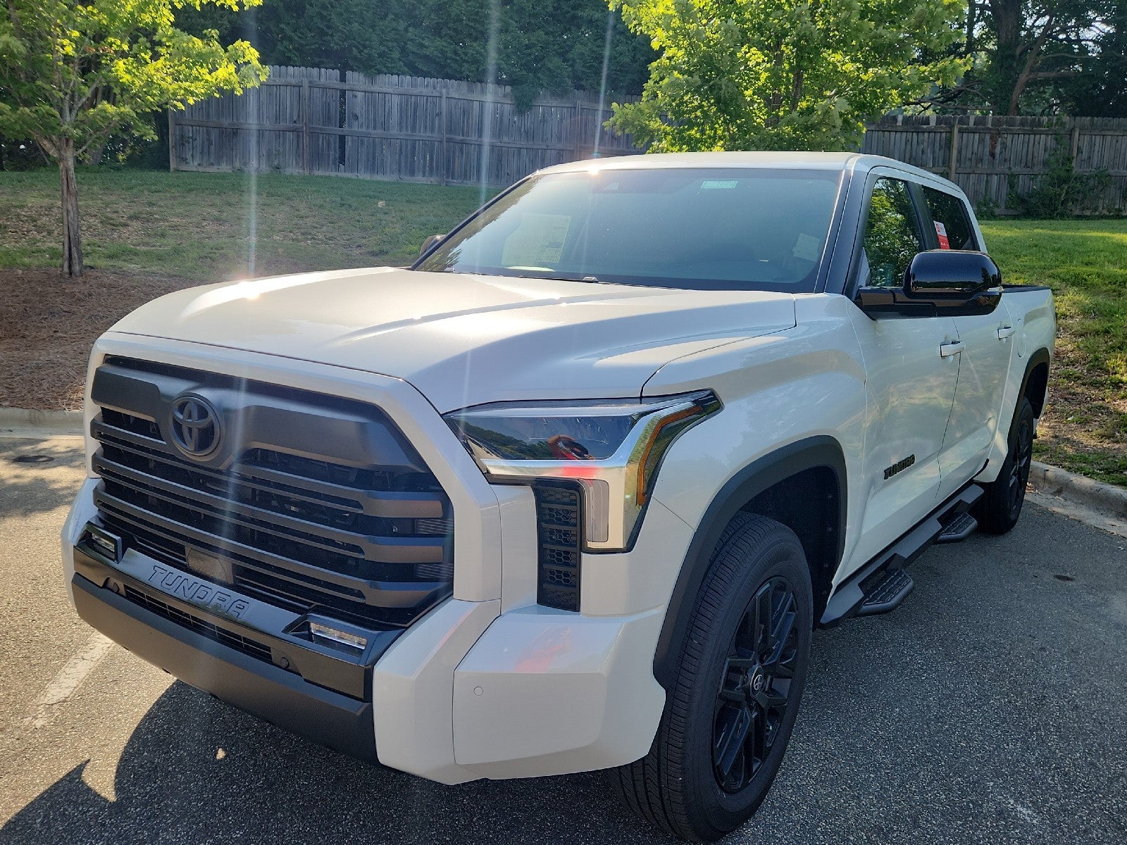 2026 Toyota Tundra 4WD 4WD CREW LIMITED 5.5