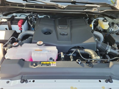 2026 Toyota Tundra 4WD 4WD CREW LIMITED 5.5