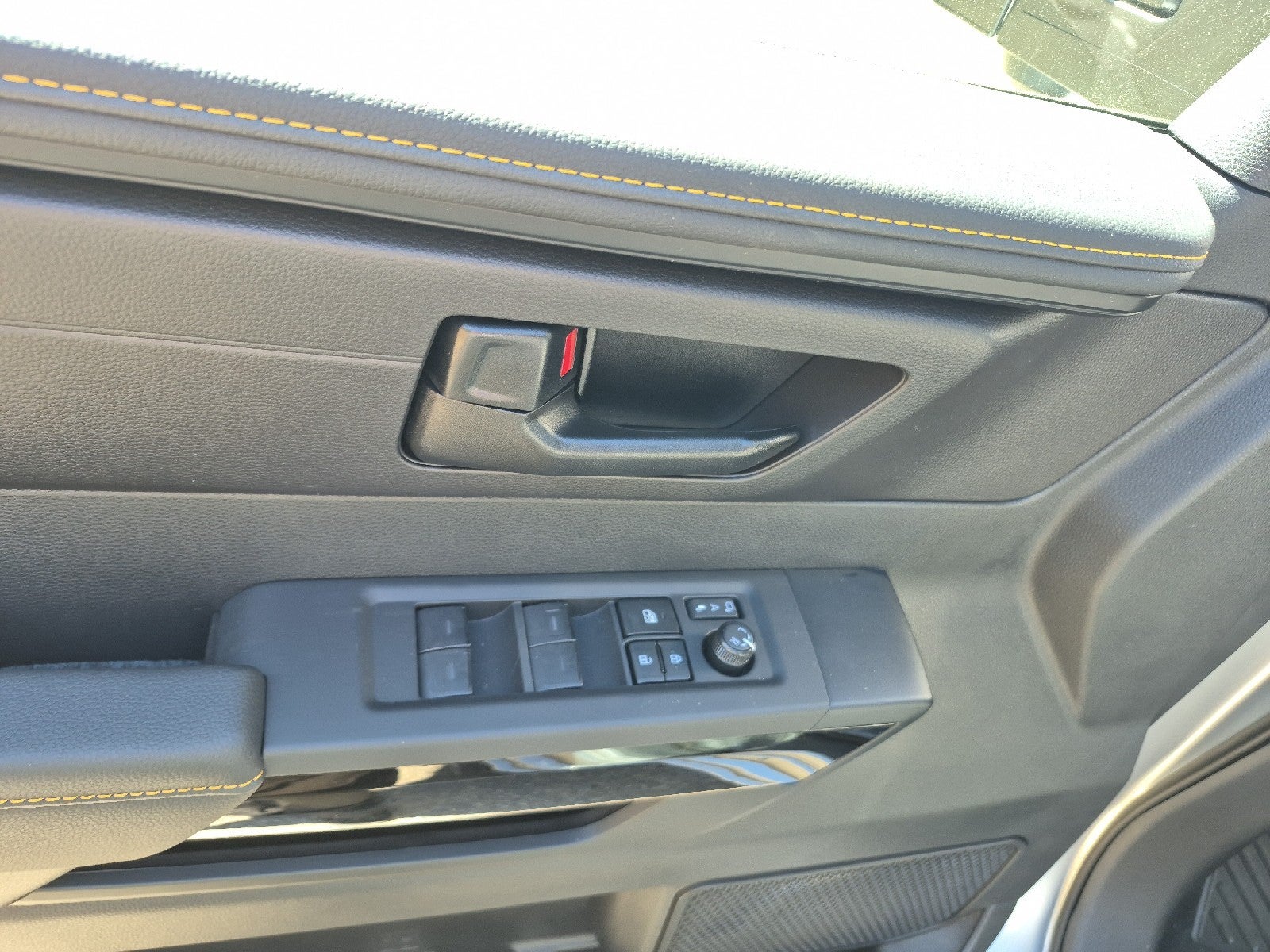 2026 Toyota Tundra 4WD 4WD CREW SR5 5.5'