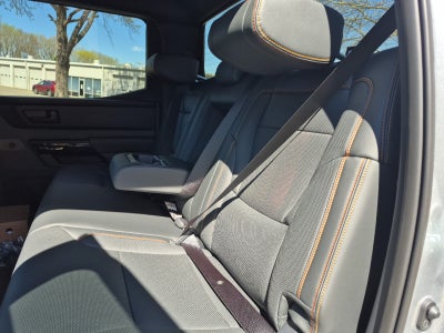 2026 Toyota Tundra 4WD 4WD CREW SR5 5.5'