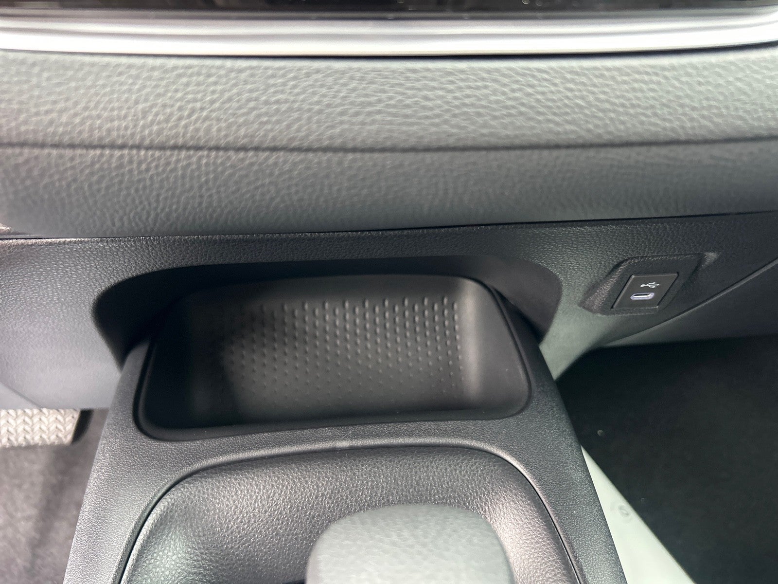 2026 Toyota Corolla 4DR CVT LE