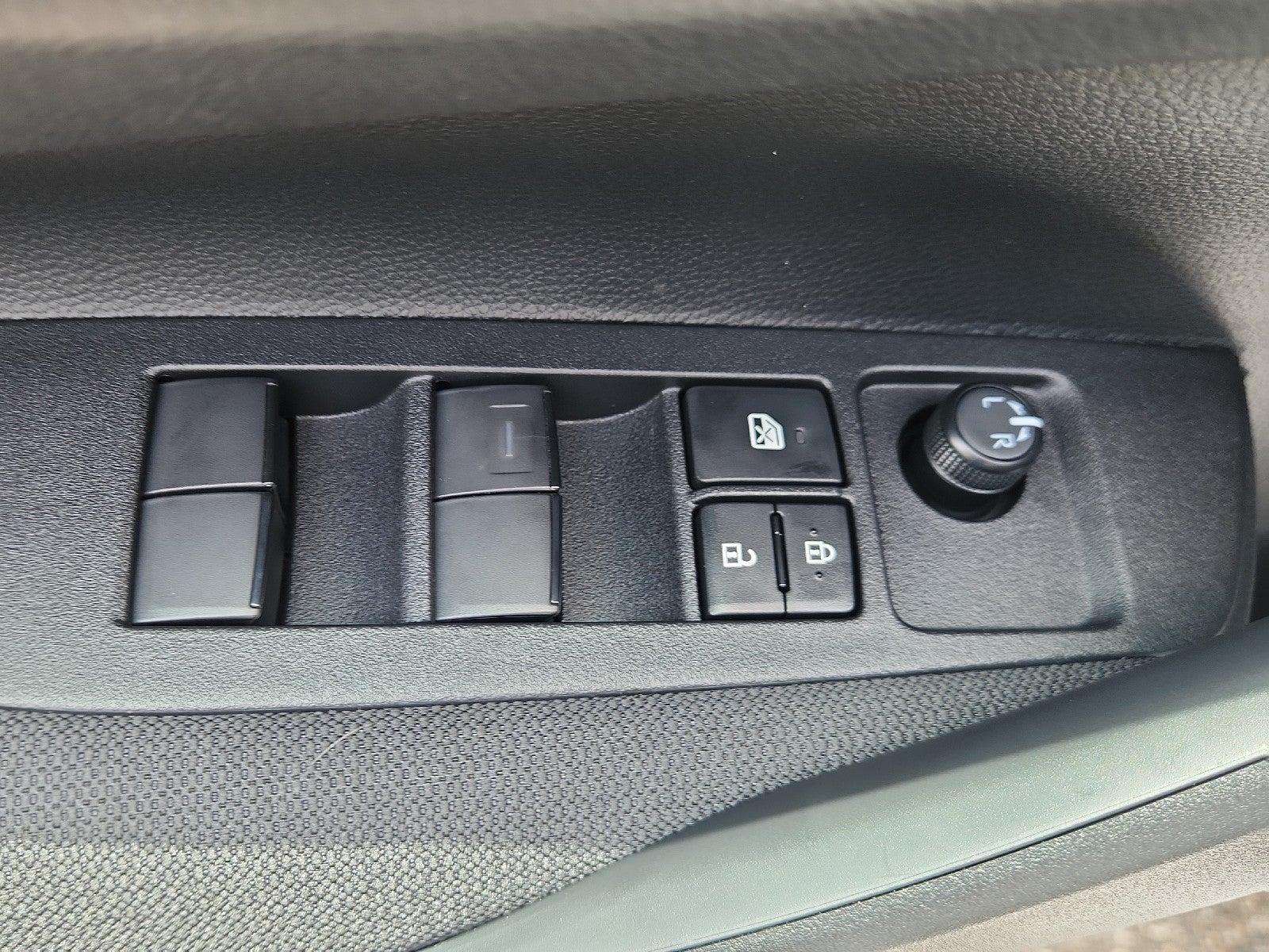 2026 Toyota Corolla 4DR CVT LE
