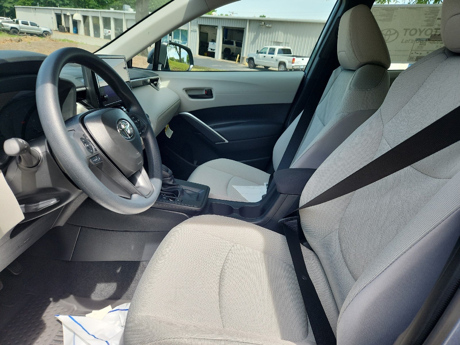 2026 Toyota Corolla Cross 4DR 2WD L