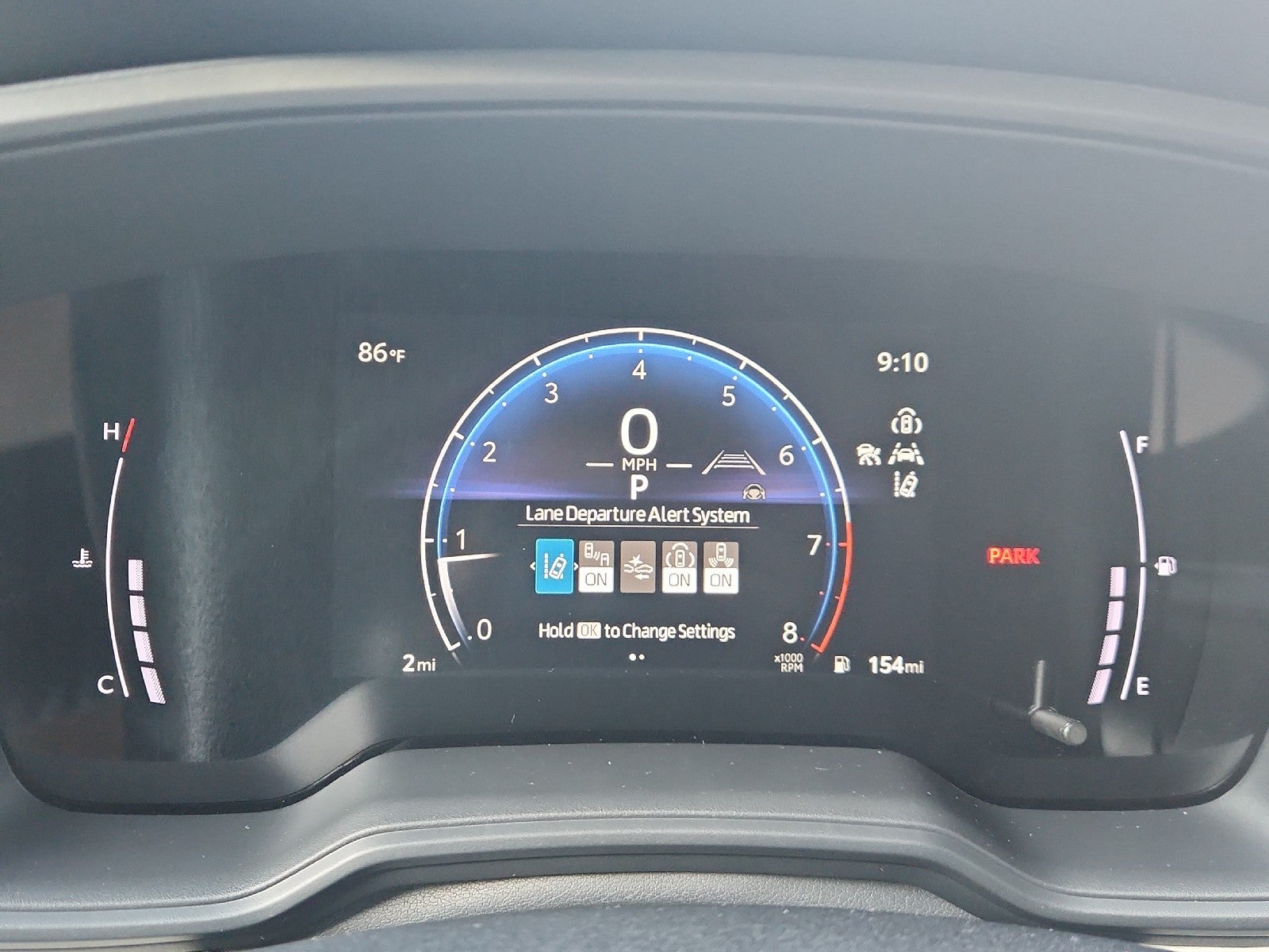 2026 Toyota Corolla Cross 4DR 2WD LE