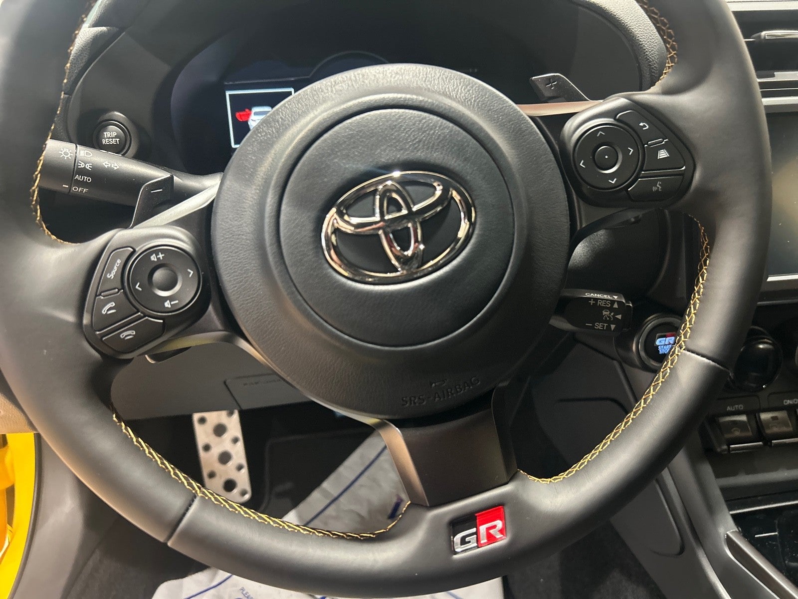 2026 Toyota GR86 2DR AT YUZU EDITION