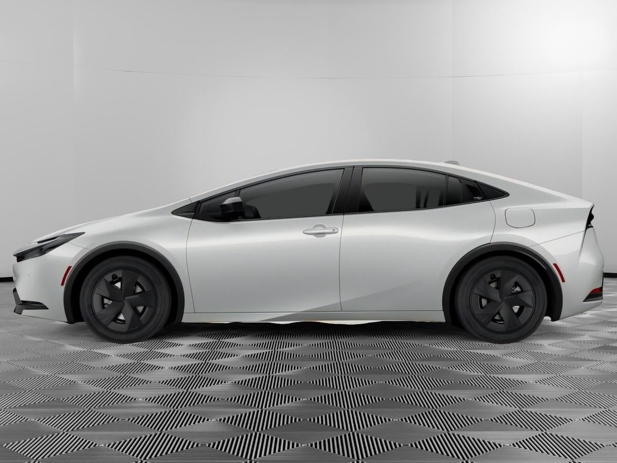 2027 Toyota Prius LE