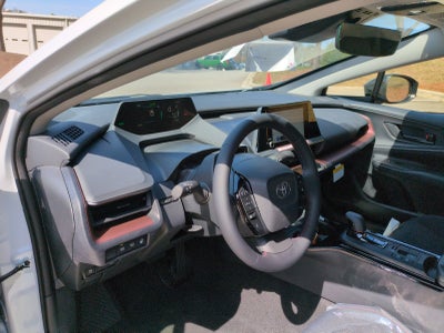 2026 Toyota Prius Plug-in Hybrid SE