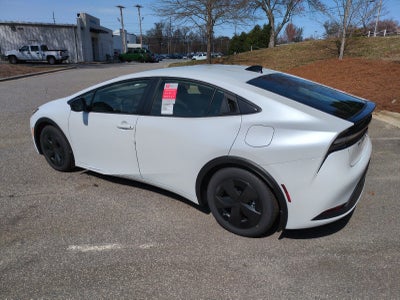 2026 Toyota Prius Plug-in Hybrid SE