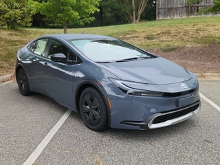 2027 Toyota Prius Plug-in Hybrid SE