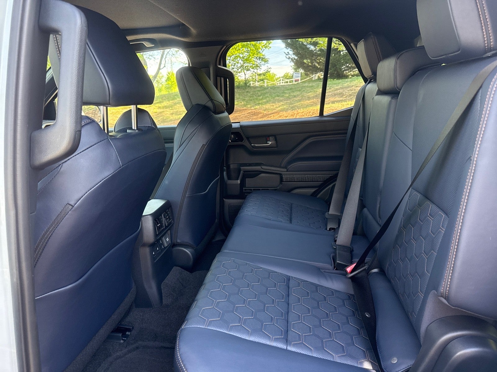 2026 Toyota 4Runner i-FORCE MAX Platinum