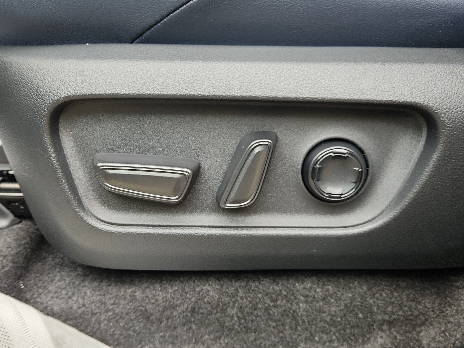2026 Toyota 4Runner i-FORCE MAX Platinum