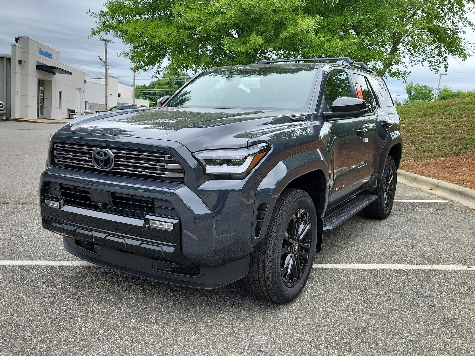 2026 Toyota 4Runner i-FORCE MAX Platinum