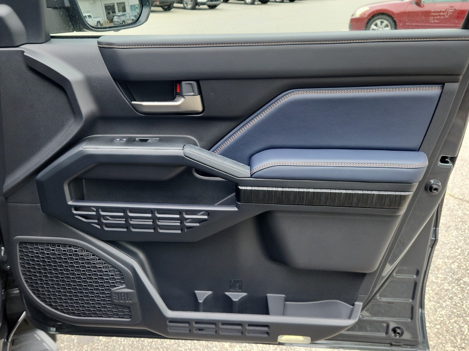 2026 Toyota 4Runner i-FORCE MAX Platinum