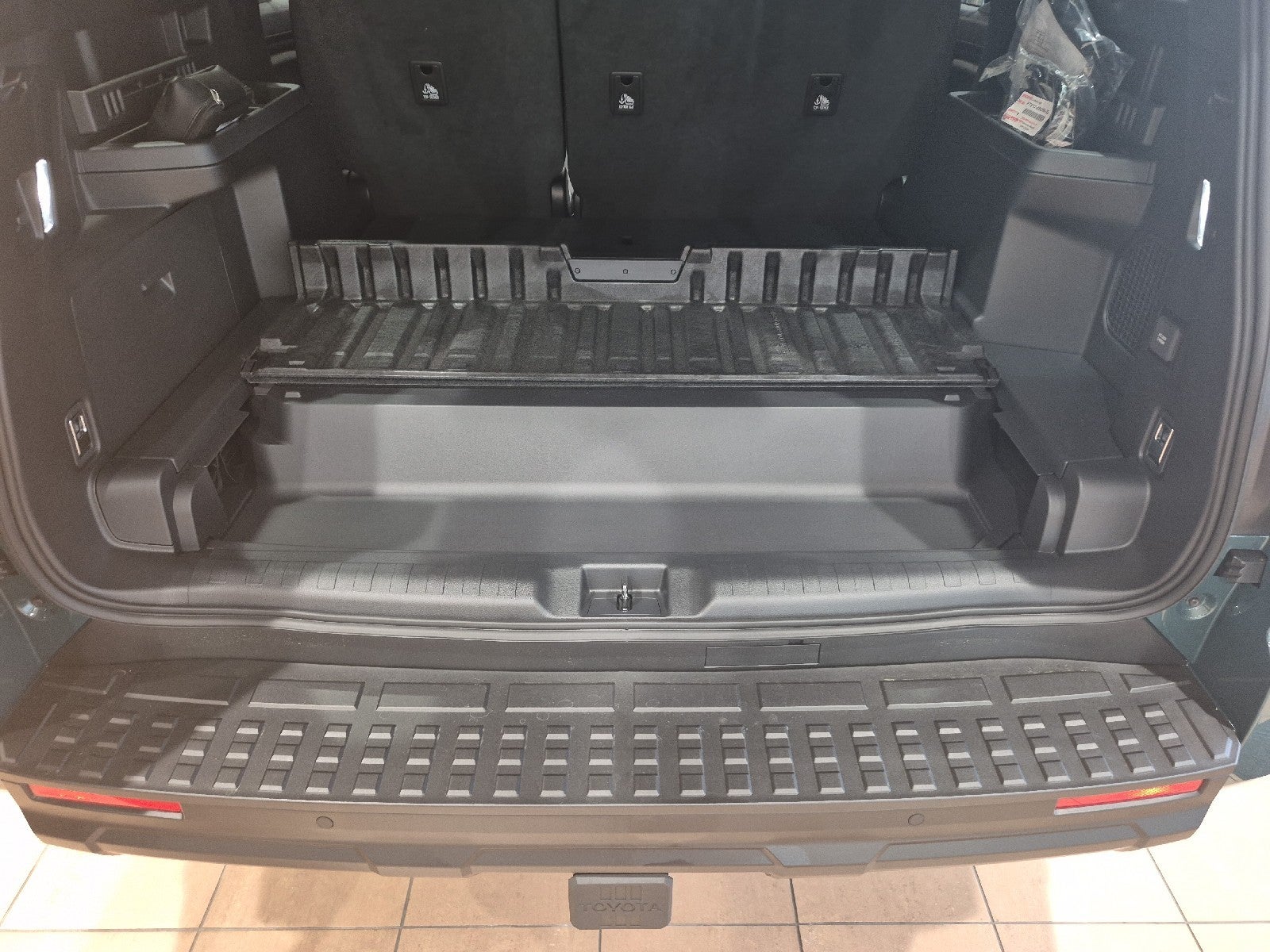 2026 Toyota 4Runner 4DR 4WD TRD OR PREM