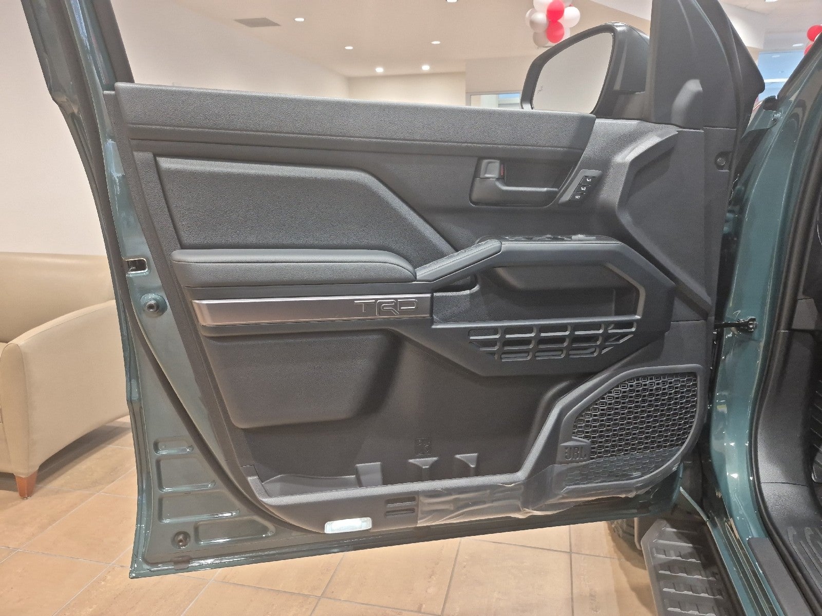 2026 Toyota 4Runner 4DR 4WD TRD OR PREM