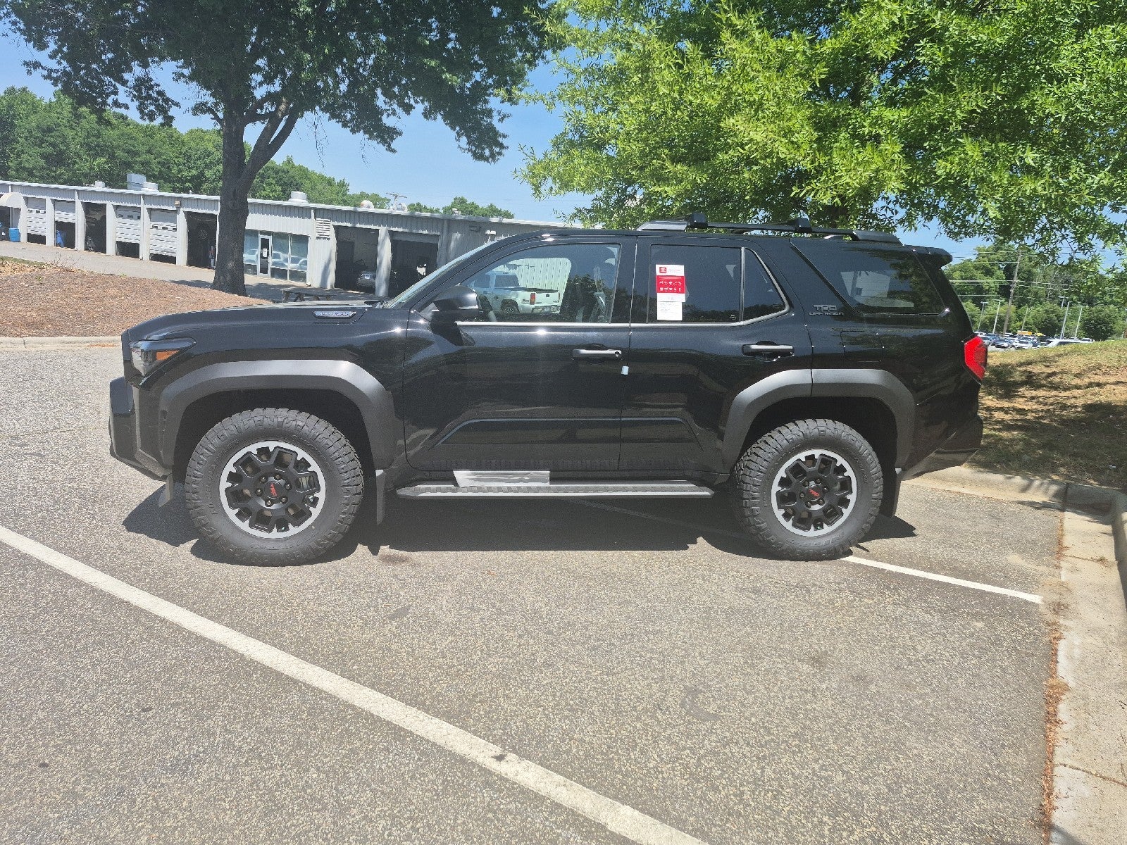 2026 Toyota 4Runner i-FORCE MAX TRD Off-Road Premium i-FORCE MAX