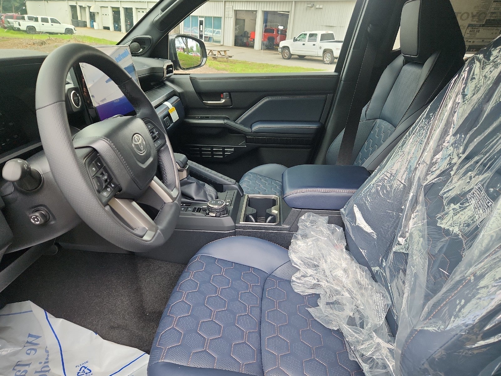 2026 Toyota 4Runner 4DR 4WD PLATINUM