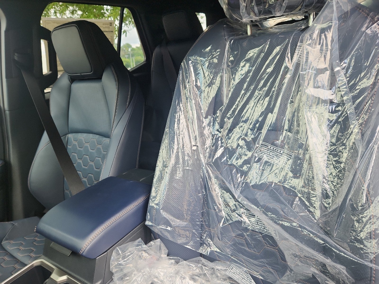 2026 Toyota 4Runner 4DR 4WD PLATINUM