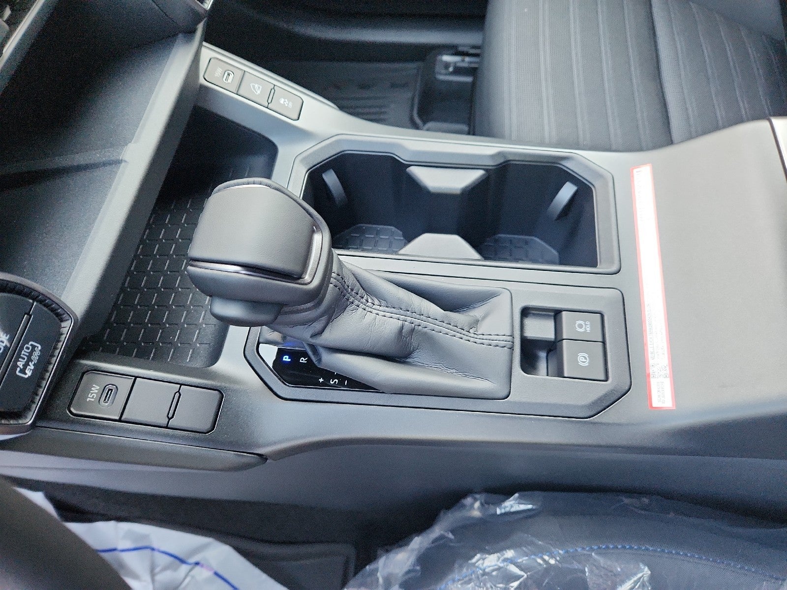 2026 Toyota RAV4 Plug-In Hybrid 4DR SE