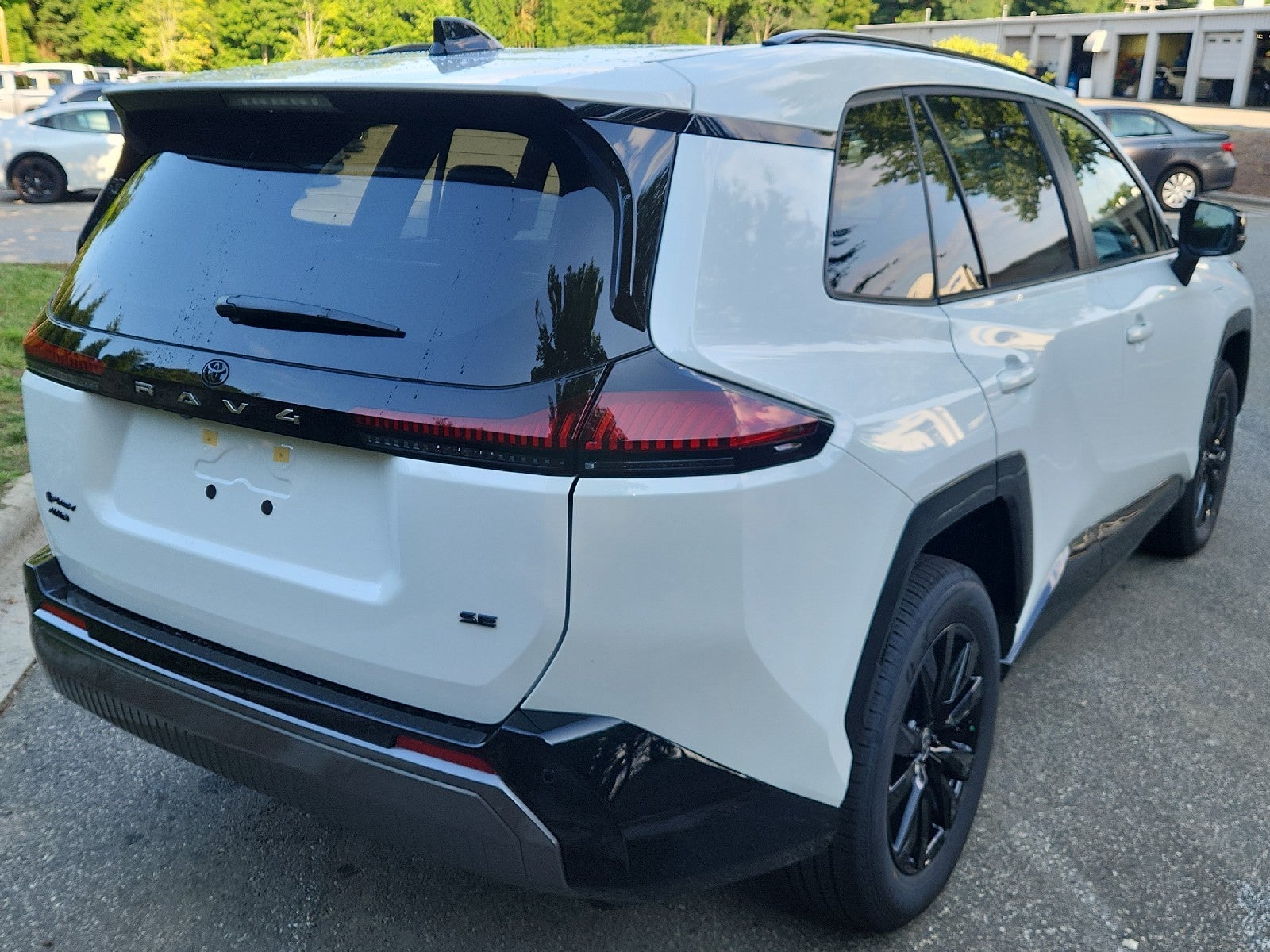 2026 Toyota RAV4 Plug-In Hybrid 4DR SE