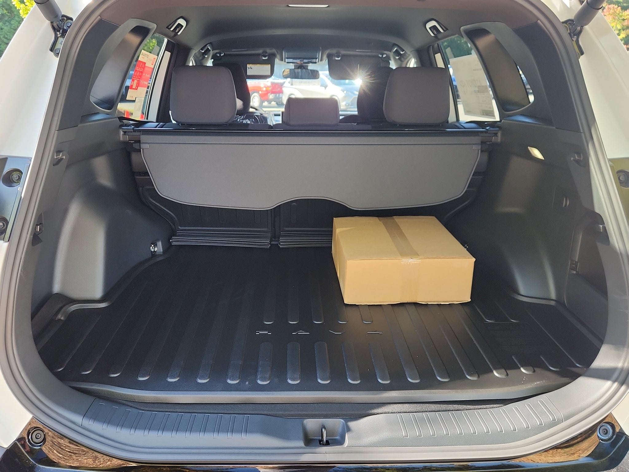 2026 Toyota RAV4 Plug-in Hybrid SE