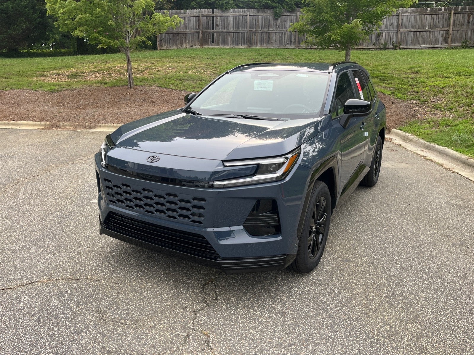 2026 Toyota RAV4 Plug-In Hybrid 4DR SE