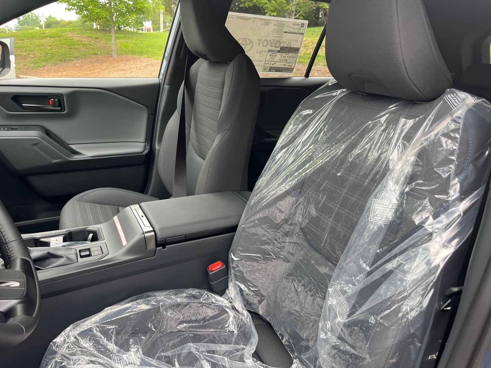 2026 Toyota RAV4 Plug-In Hybrid 4DR SE