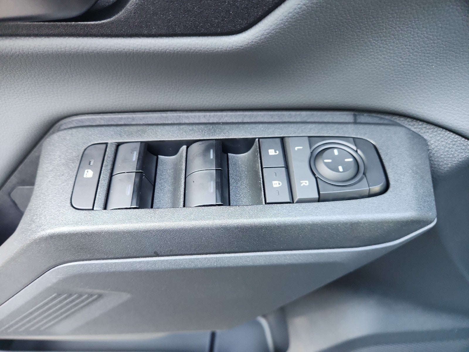 2026 Toyota RAV4 Plug-In Hybrid 4DR SE