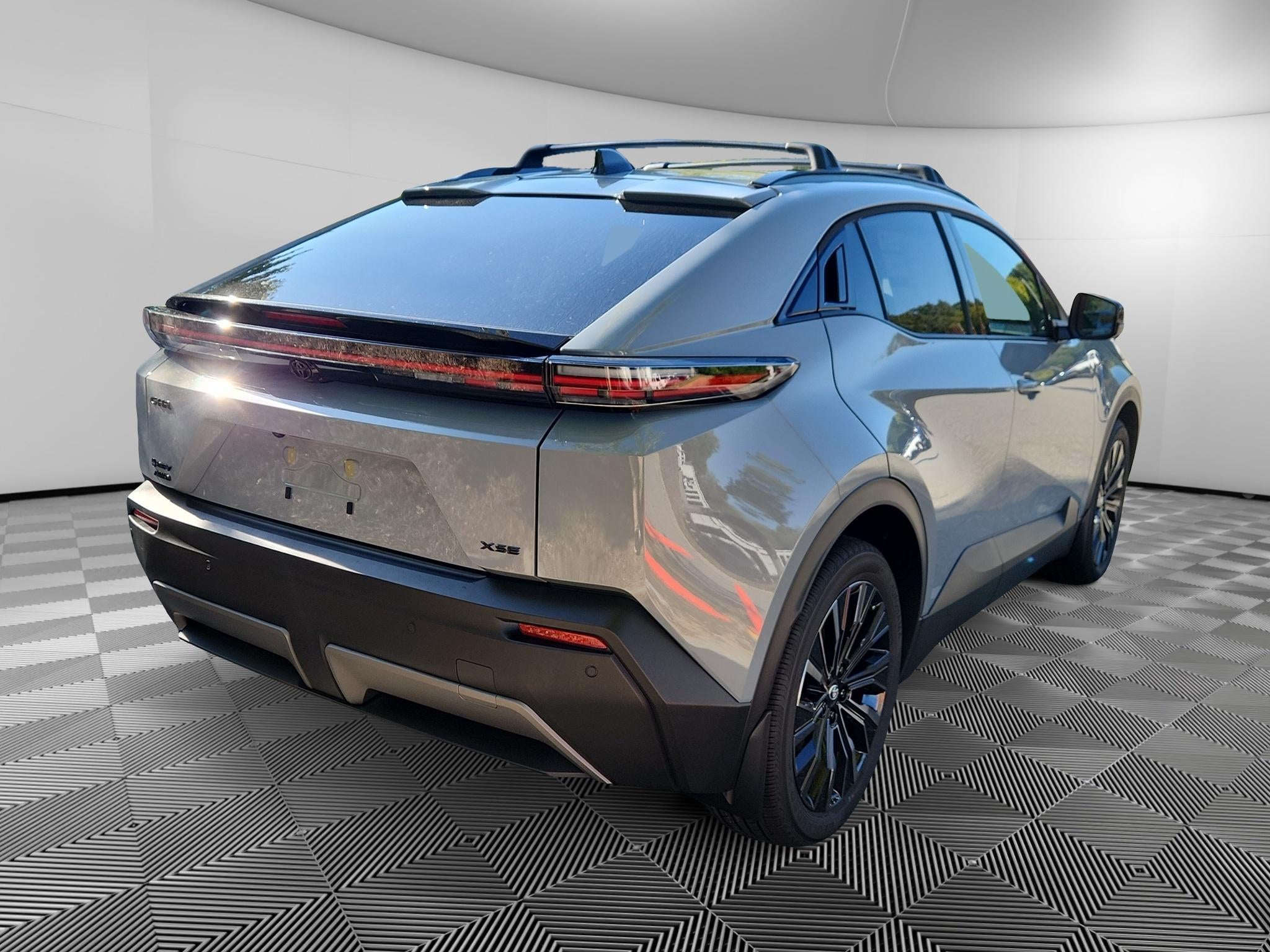 2027 Toyota C-HR XSE