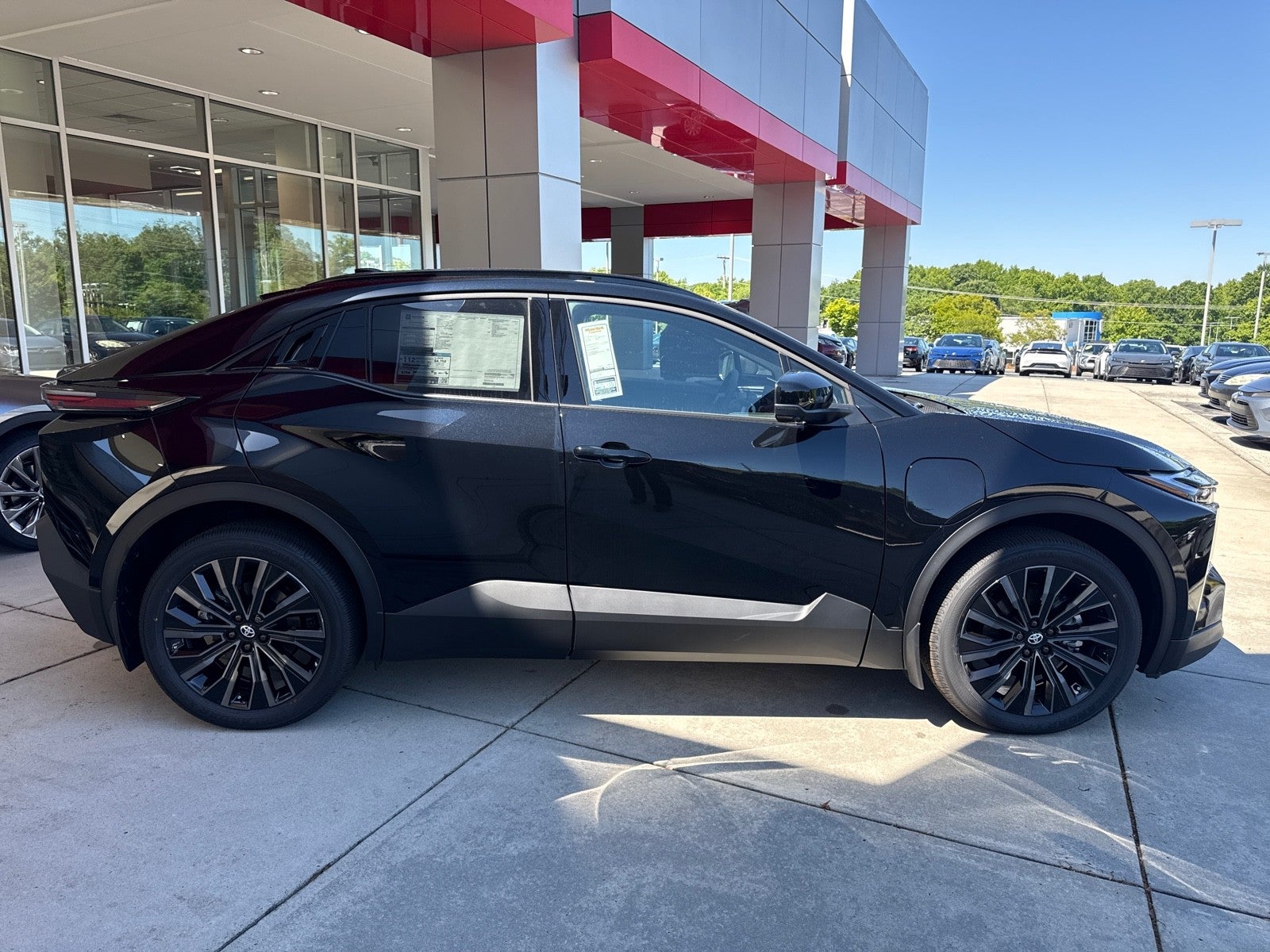 2026 Toyota C-HR XSE