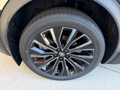 2026 Toyota C-HR XSE