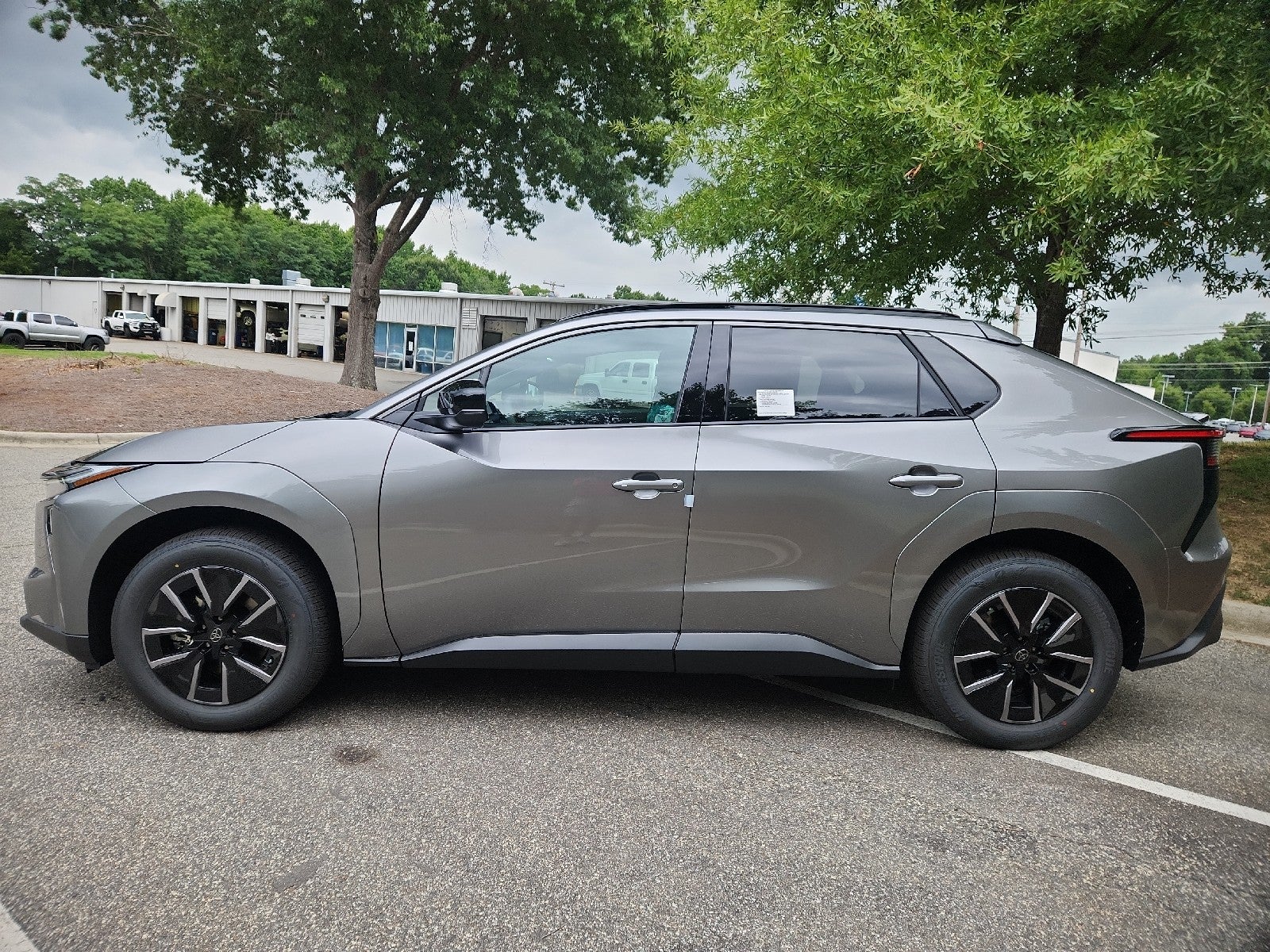 2026 Toyota bZ 4DR AWD XLE