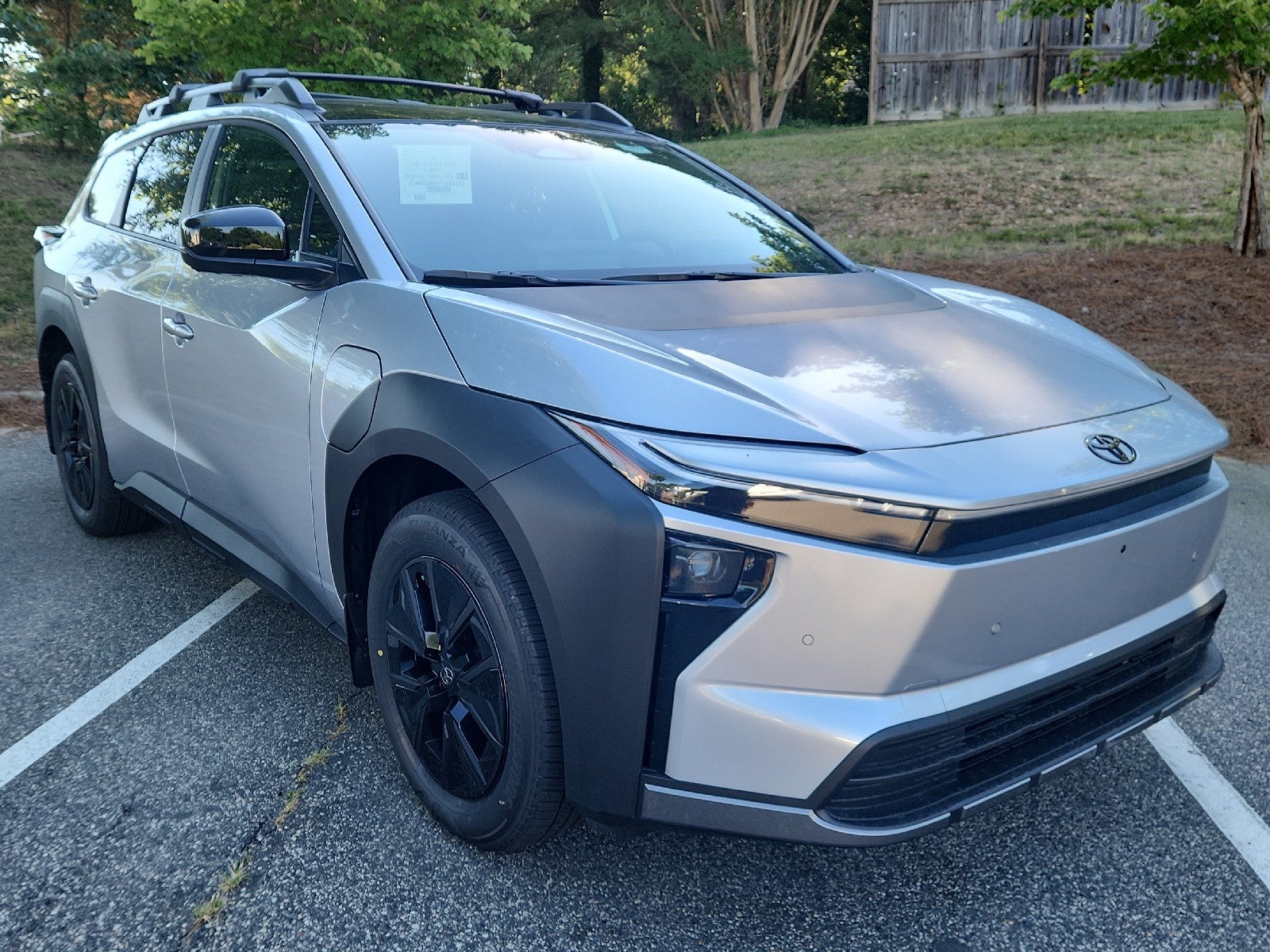 2026 Toyota bZ Woodland 4DR AWD PREMIUM