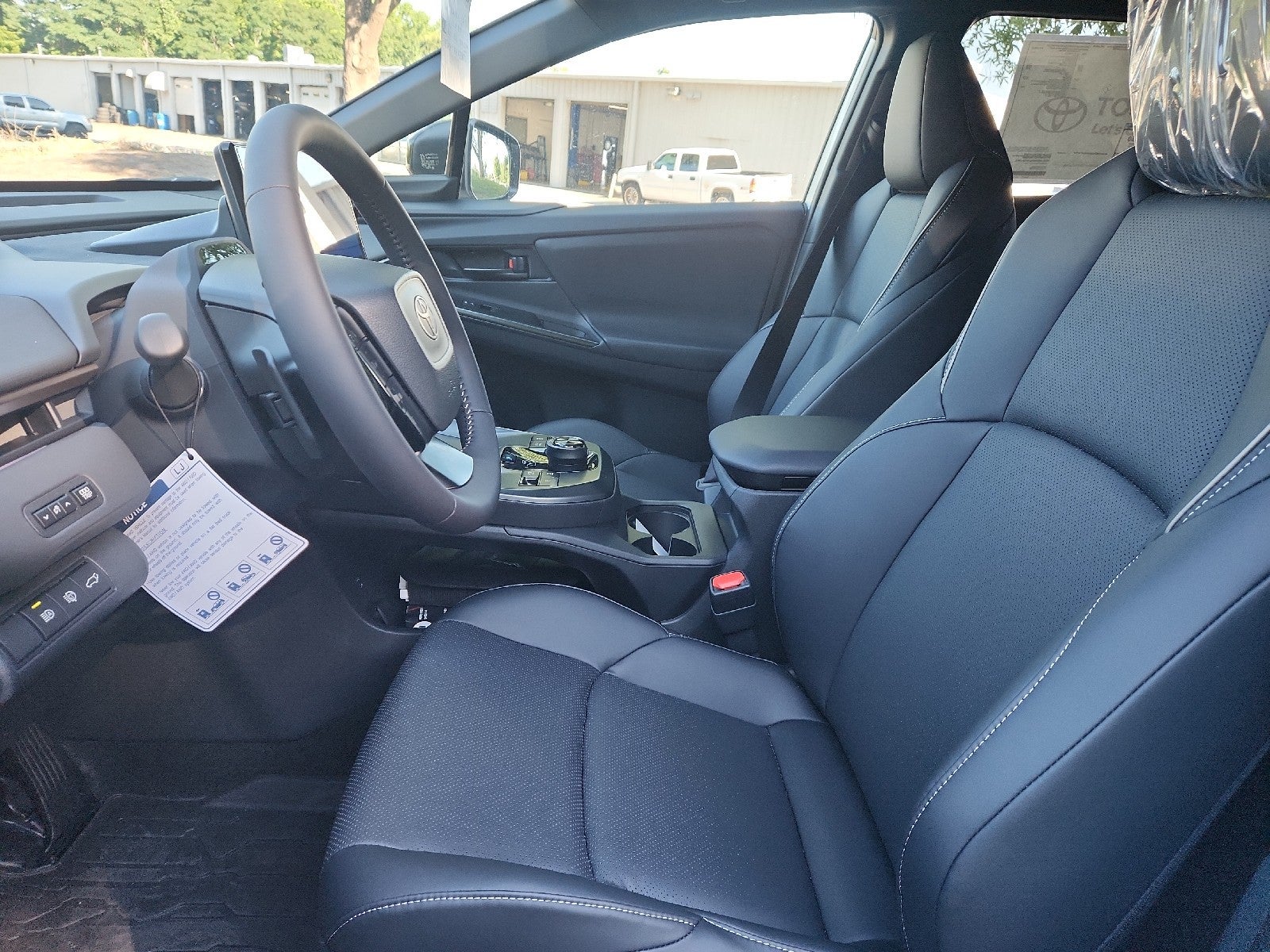 2026 Toyota bZ Woodland 4DR AWD PREMIUM