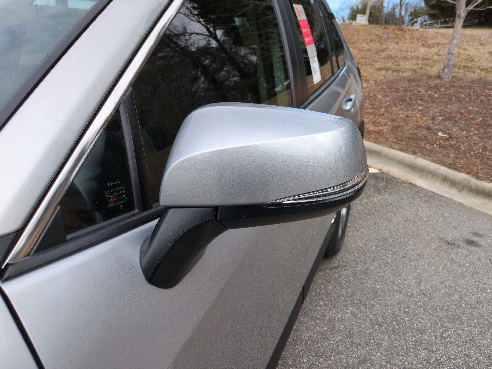 2025 Toyota RAV4 Hybrid Hybrid XLE