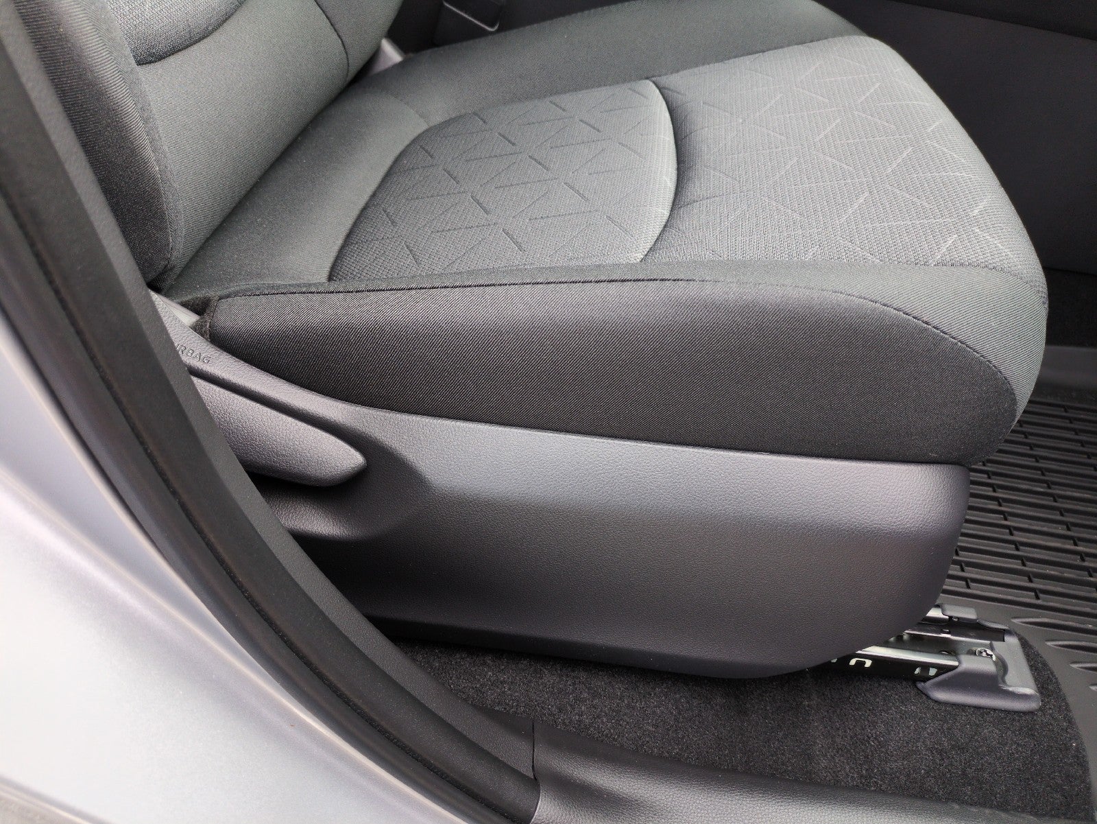 2025 Toyota RAV4 Hybrid Hybrid XLE