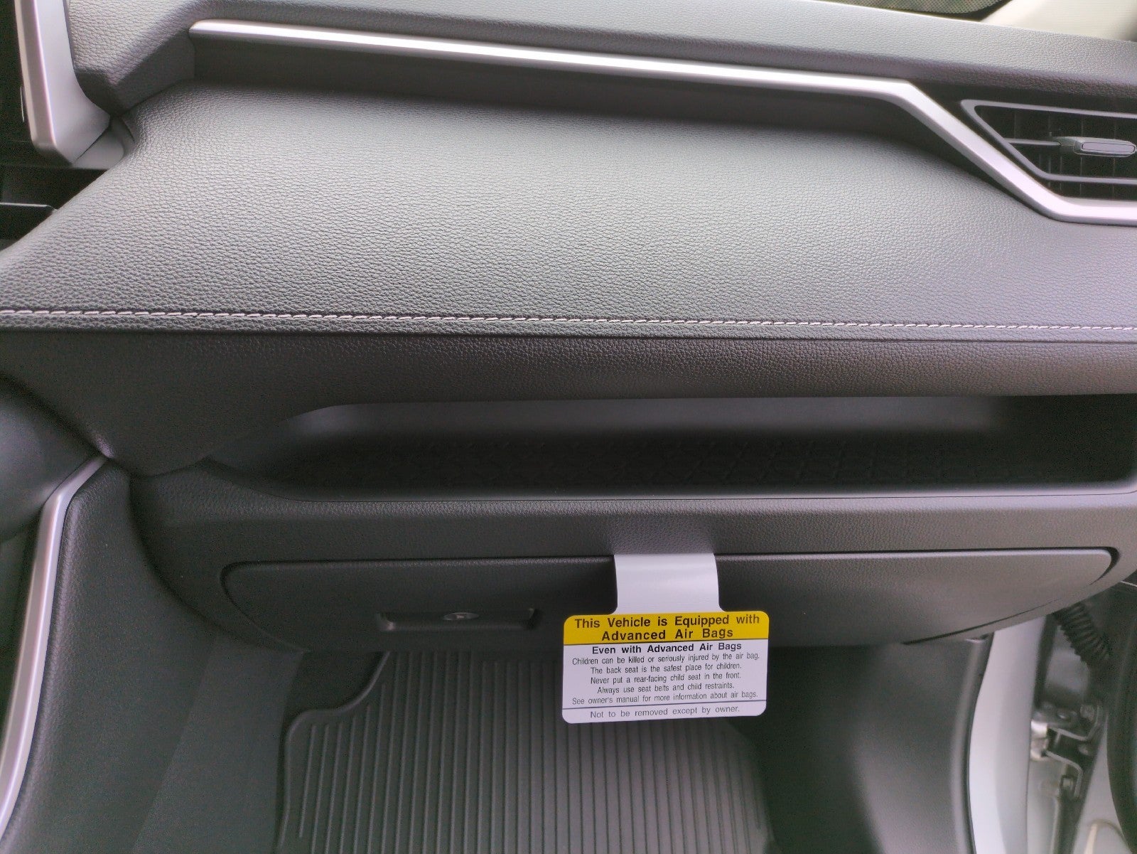 2025 Toyota RAV4 Hybrid Hybrid XLE