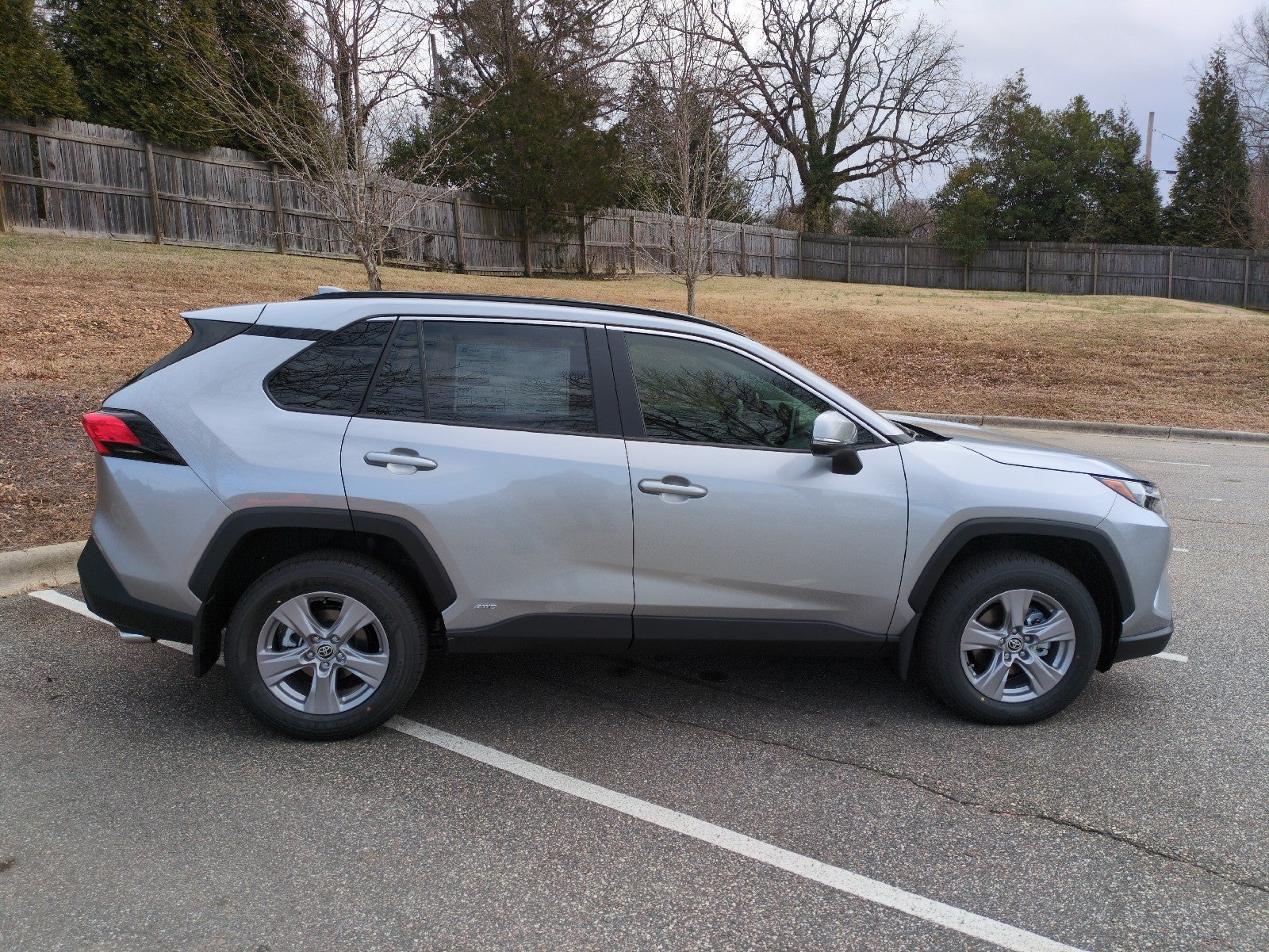 2025 Toyota RAV4 Hybrid Hybrid XLE