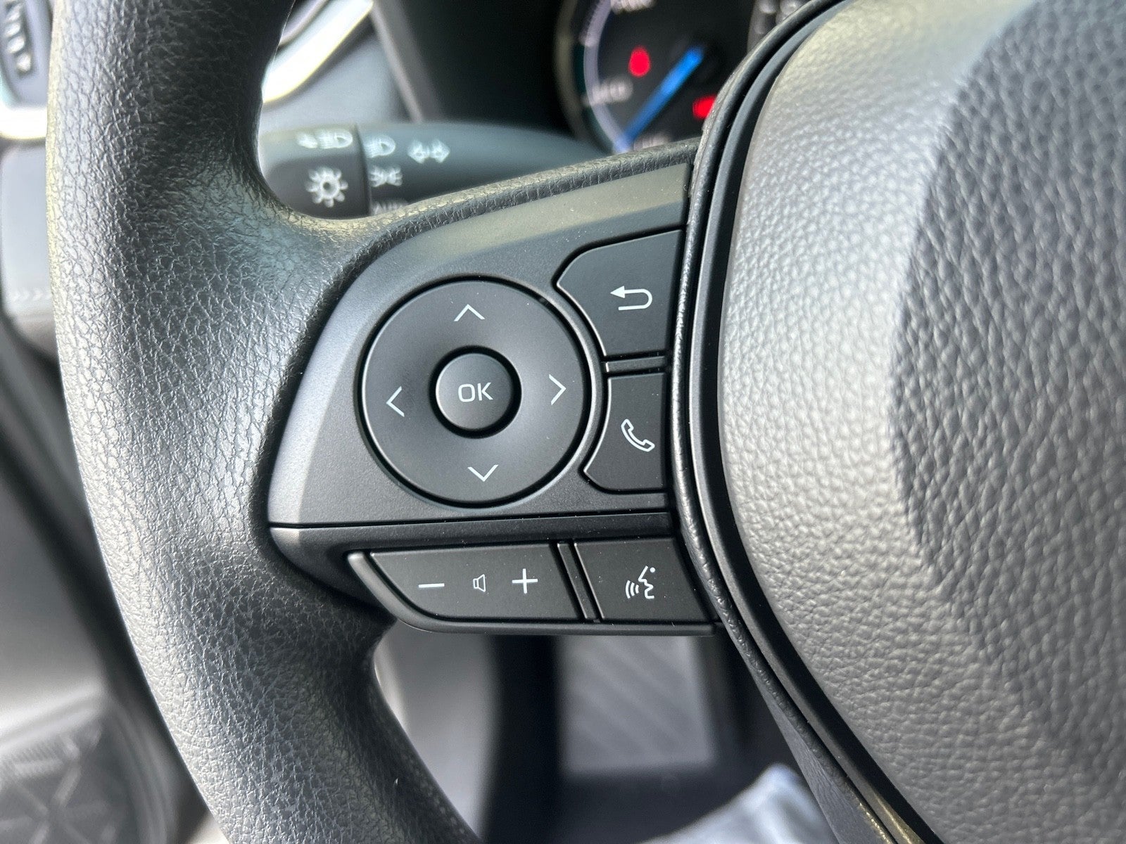 2025 Toyota RAV4 Hybrid Hybrid XLE