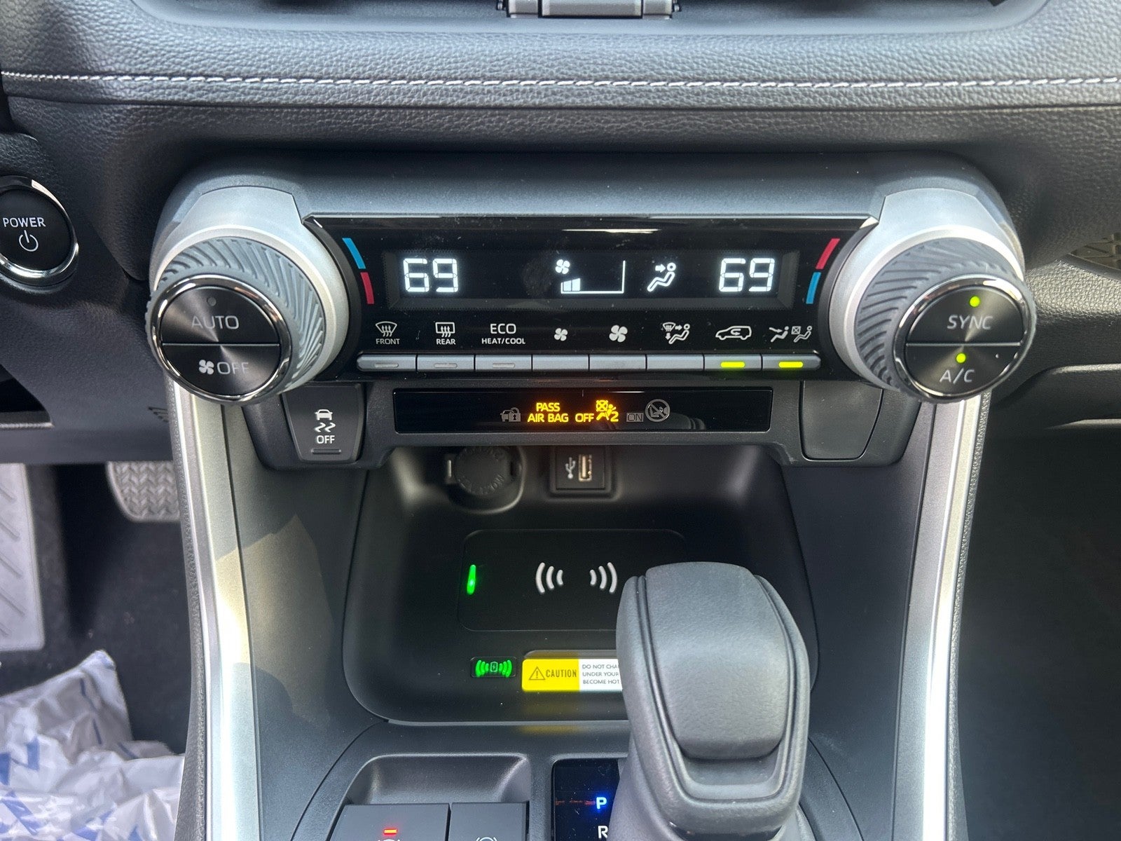 2025 Toyota RAV4 Hybrid Hybrid XLE