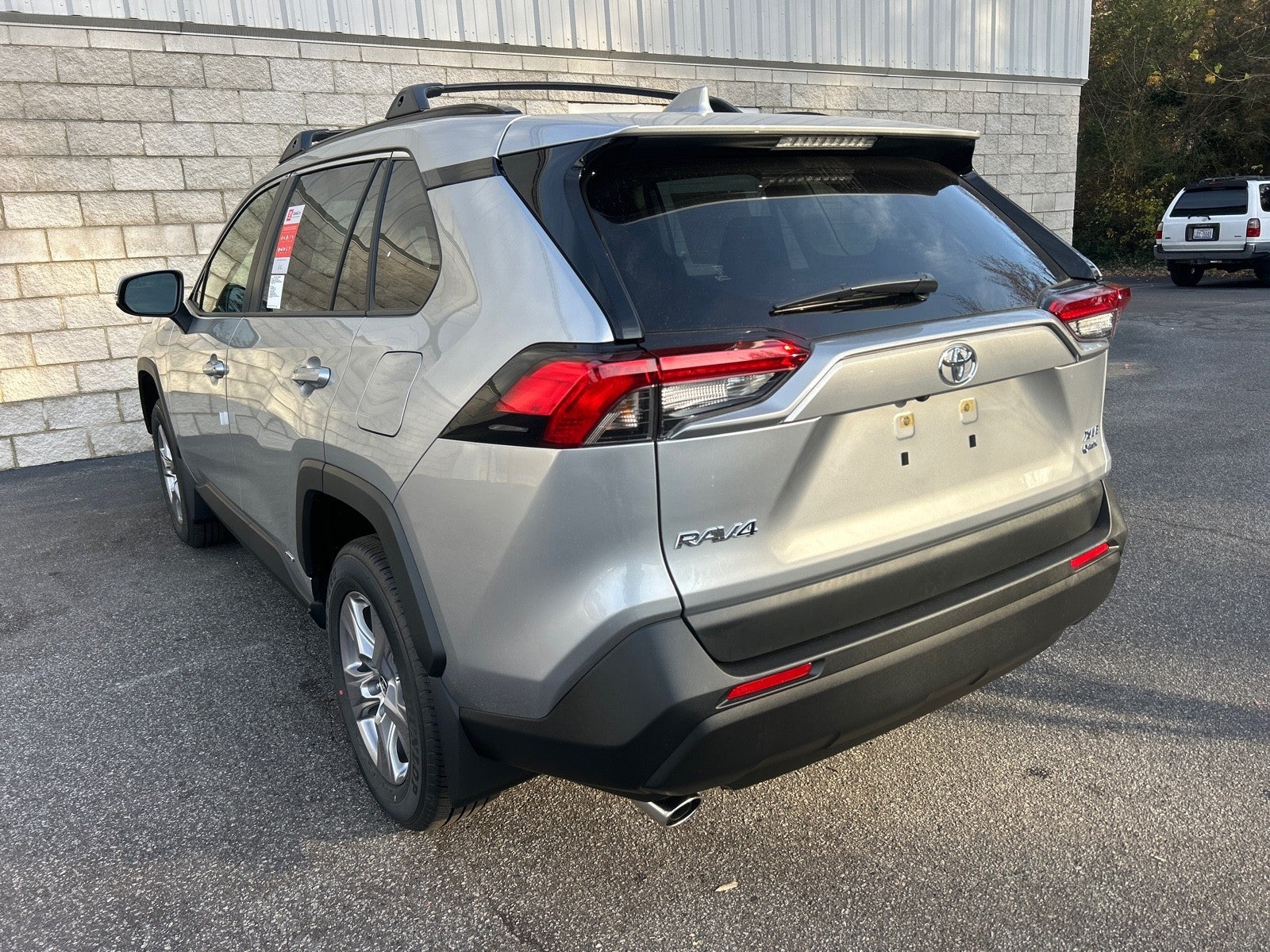 2025 Toyota RAV4 Hybrid Hybrid XLE
