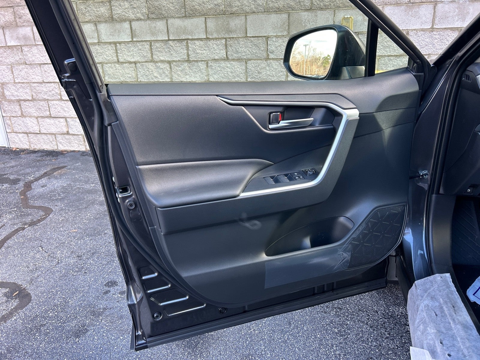 2025 Toyota RAV4 Hybrid Hybrid XLE