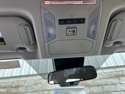 2025 Toyota RAV4 Hybrid Hybrid XLE