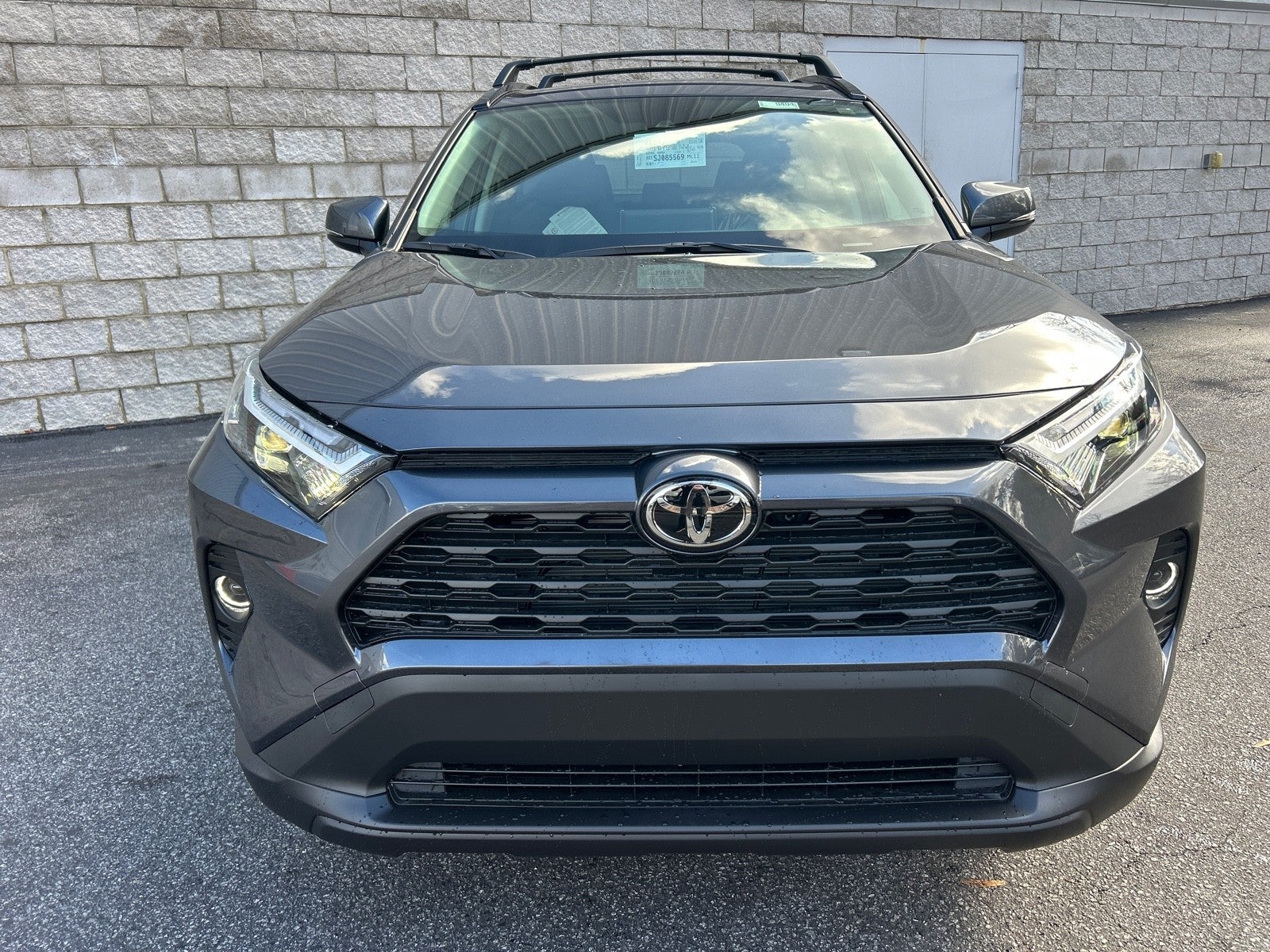 2025 Toyota RAV4 Hybrid Hybrid XLE