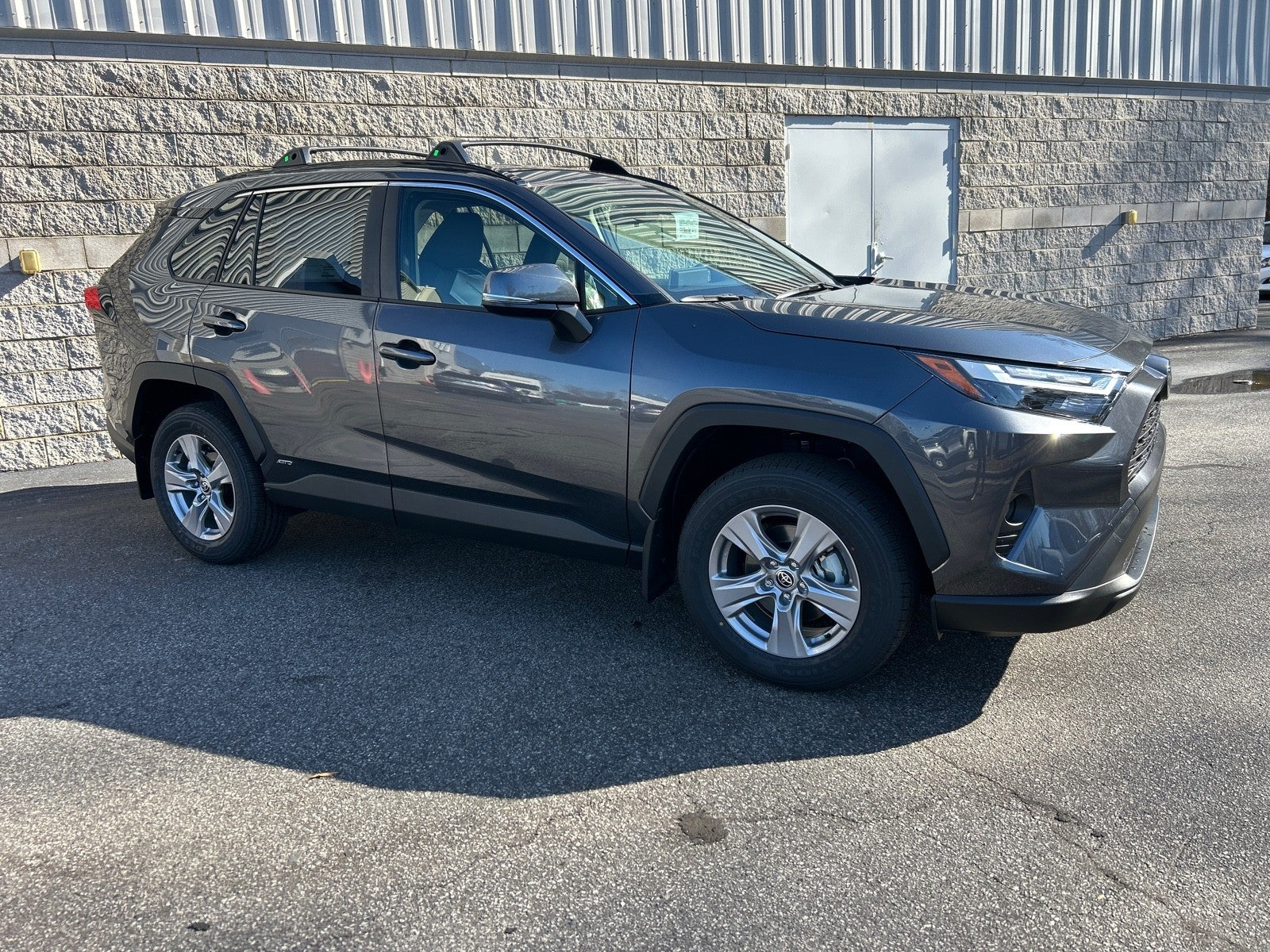 2025 Toyota RAV4 Hybrid Hybrid XLE