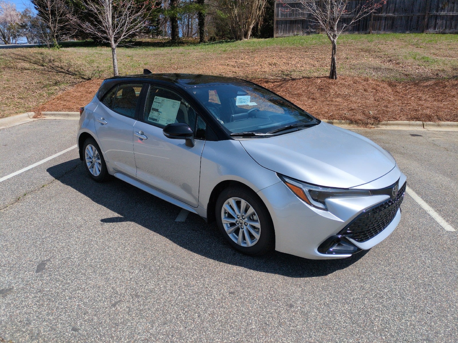 2026 Toyota Corolla Hatchback SE
