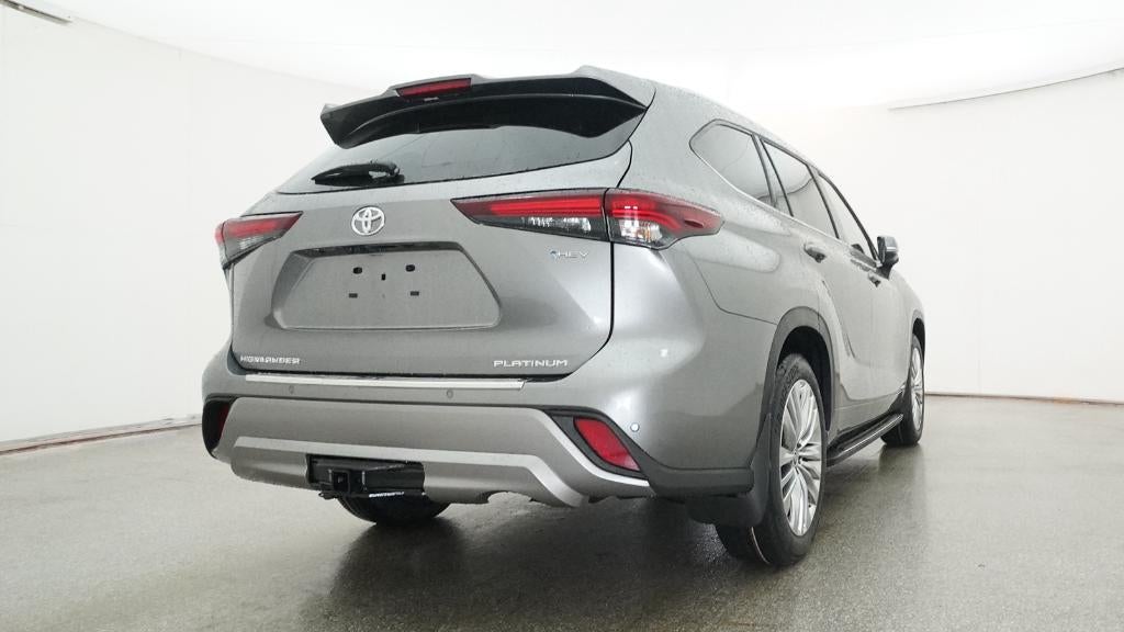 2026 Toyota Highlander Hybrid Hybrid Platinum
