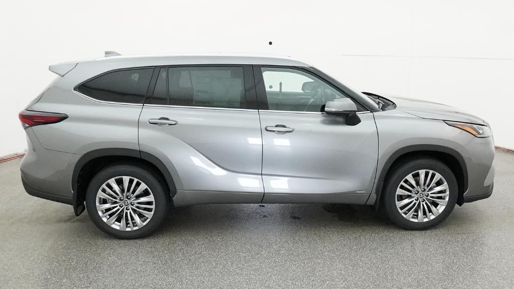 2026 Toyota Highlander Hybrid Hybrid Platinum